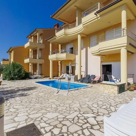 Apartman Magnolia - Rac167 By Interhome Rabac